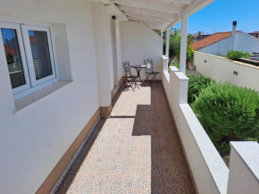 BenJak Apartment 2